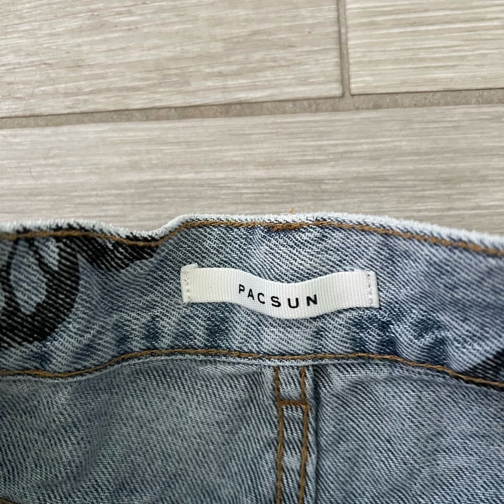 PacSun Eco Butterfly High Waisted Straight Leg Jeans size 26 - Picture 11 of 12